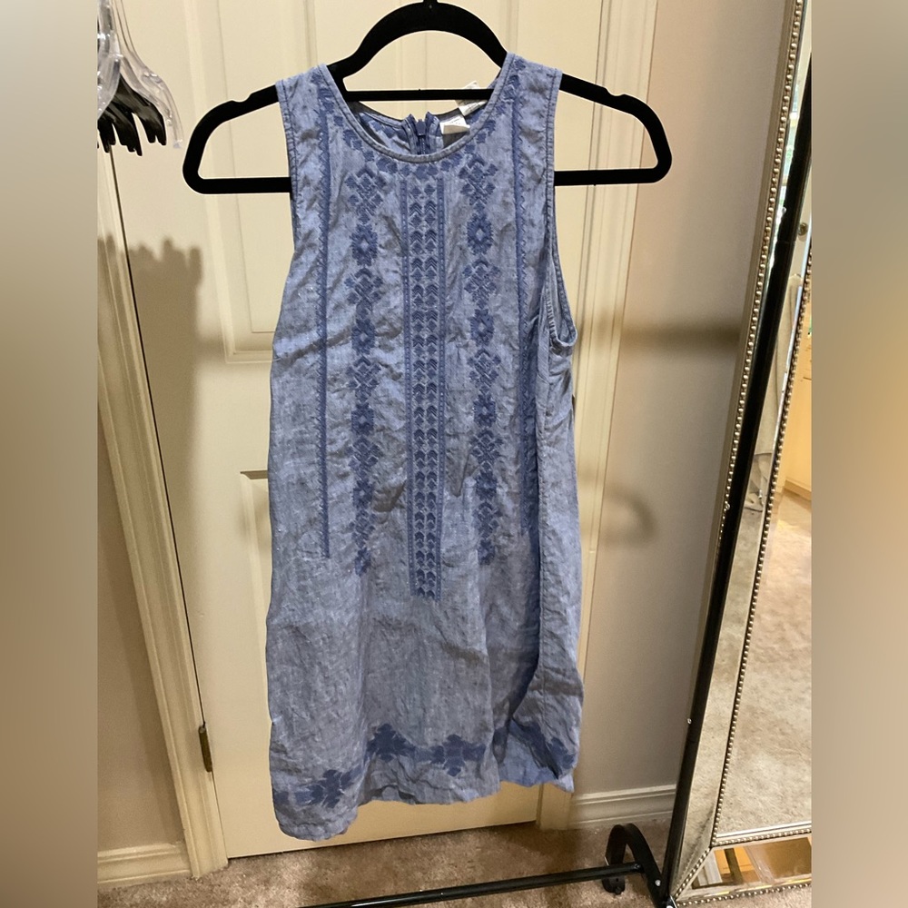 Women’s Dress -